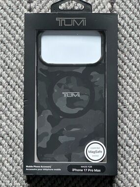 Tumi Black Camo MagSafe iPhone 17 Pro Max Case - Matte Black & Gray - Brand New